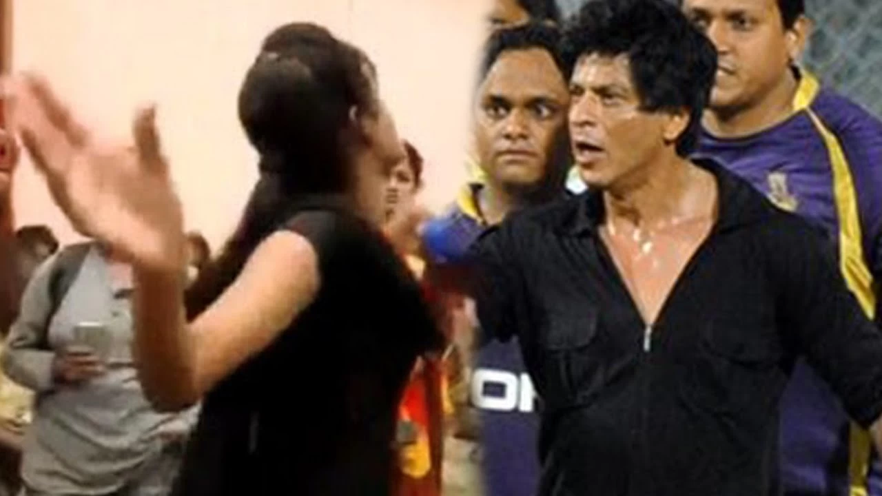 Shah Rukh Khan shames fan for asking immoral question